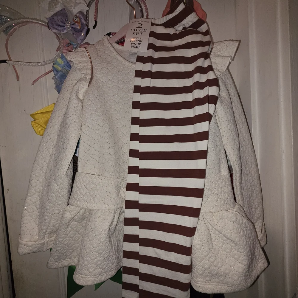 Rare Editions Cream Quilted Long-Sleeve Dress & Brown&White Legging